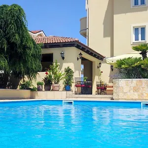 Lekavski Appart hôtel